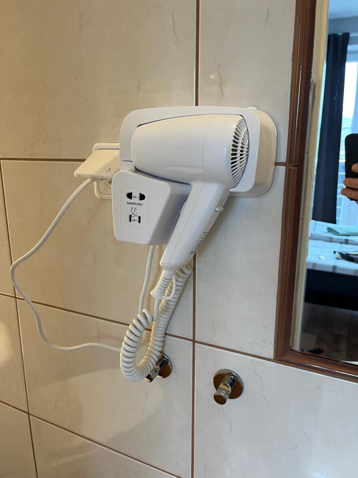 Route 7 Rooms Мысленице Экстерьер фото